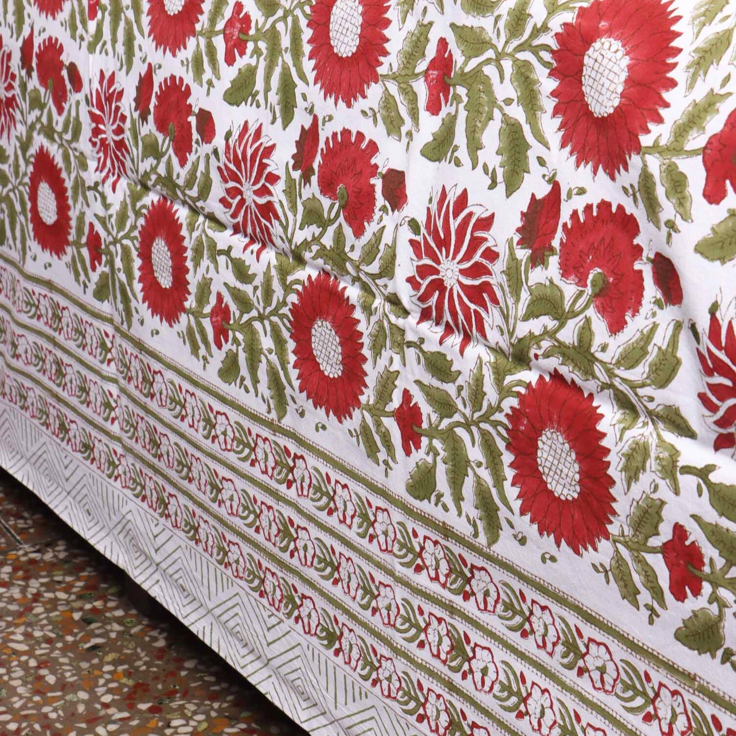 Amar Bel - Hand block Bedsheet (108x108 Inches)