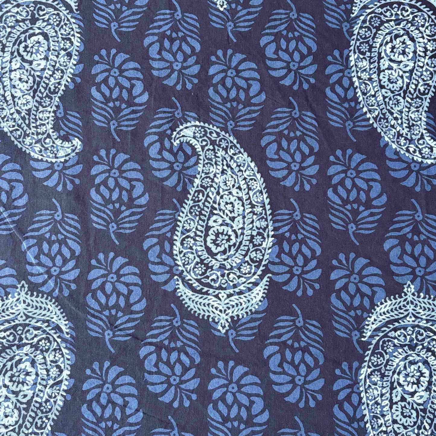 Indigo Paisley - Flat I Fitted Bedsheet (90x108 Inches)