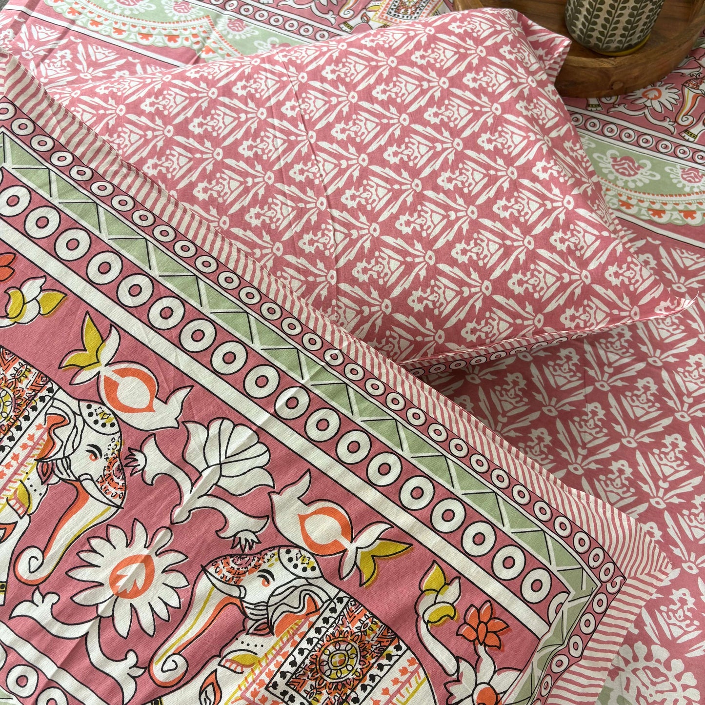 Matang Pink - Flat I Fitted Bedsheet (108x108 Inches)
