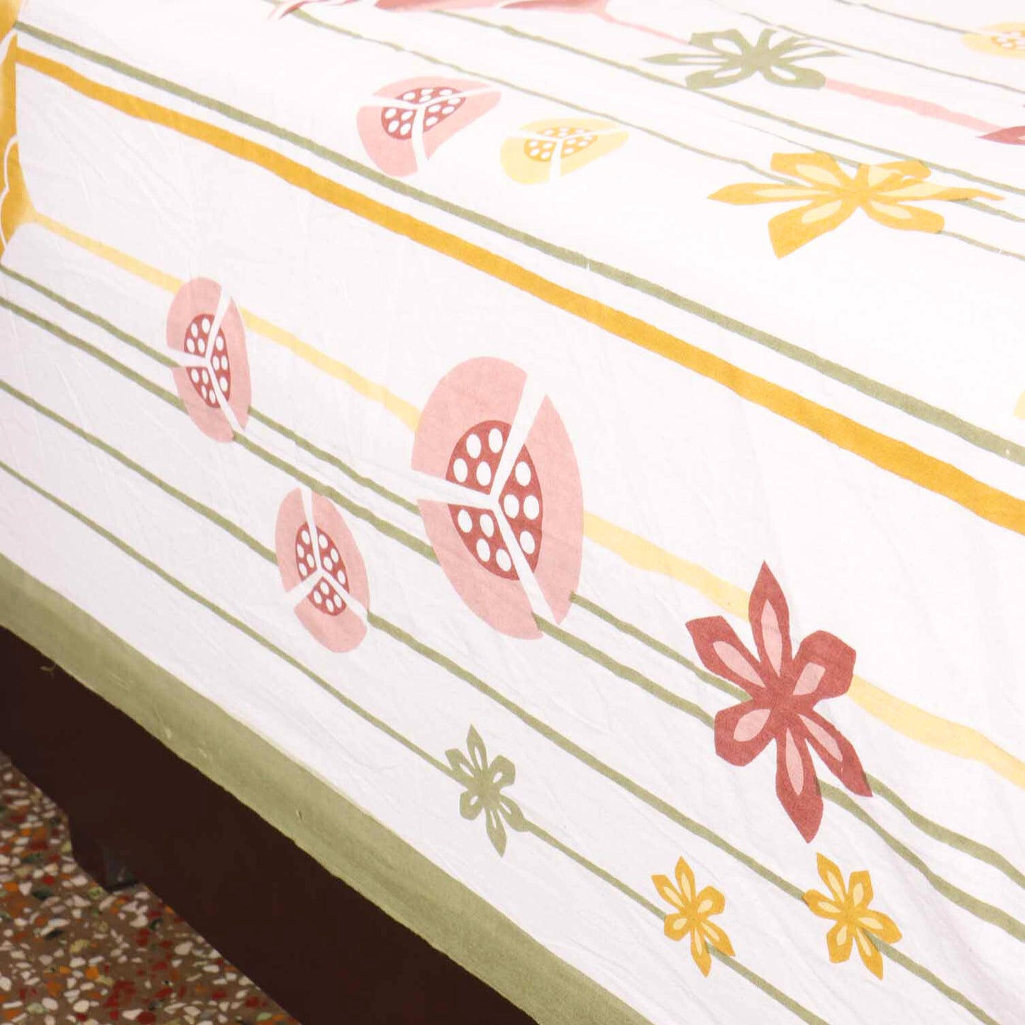 Floral Lines - Flat I Fitted Bedsheet (108x108 Inches)