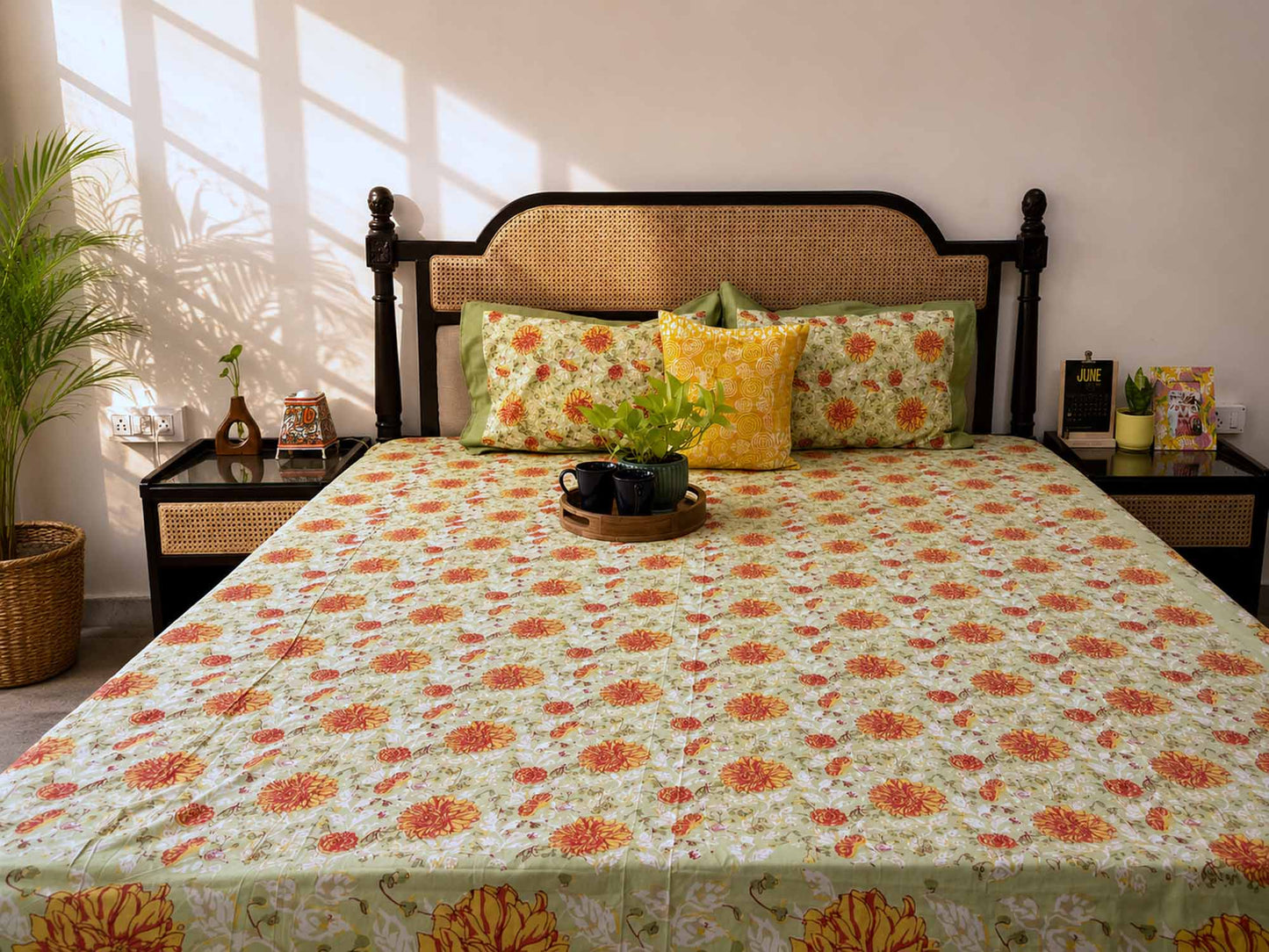 Marigold- Flat I Fitted Bedsheet (90x108 Inches)