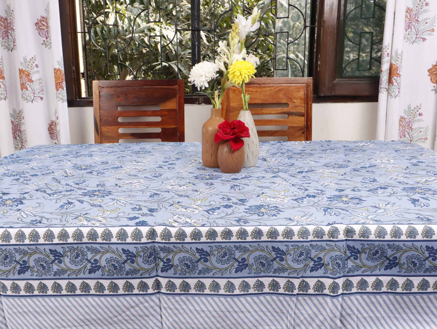 Vasanti - Six seater Dining Table Cover