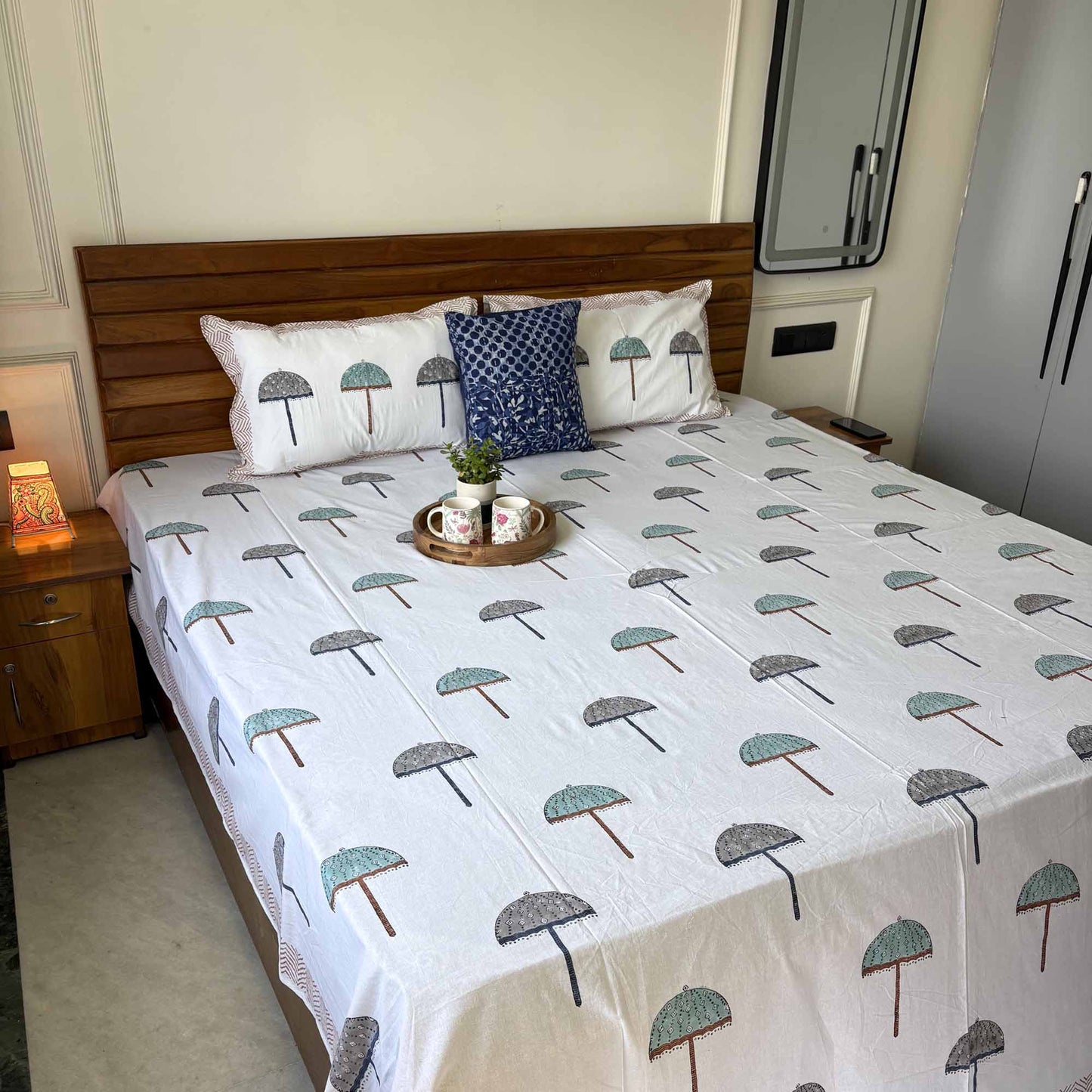 Chhatri – Hand Block Print Bedsheet (90x108 Inches)