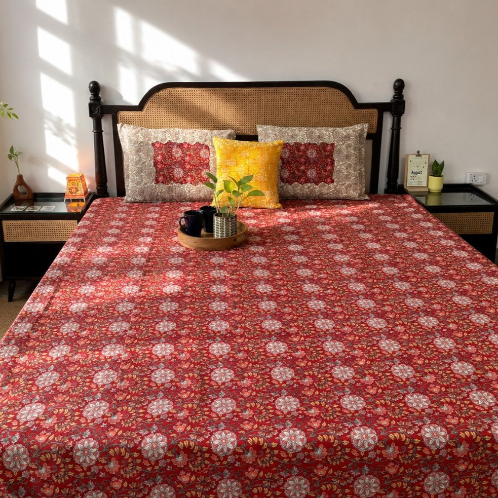 Chartlook Red – Flat I Fitted Bedsheet (108x108 Inches)