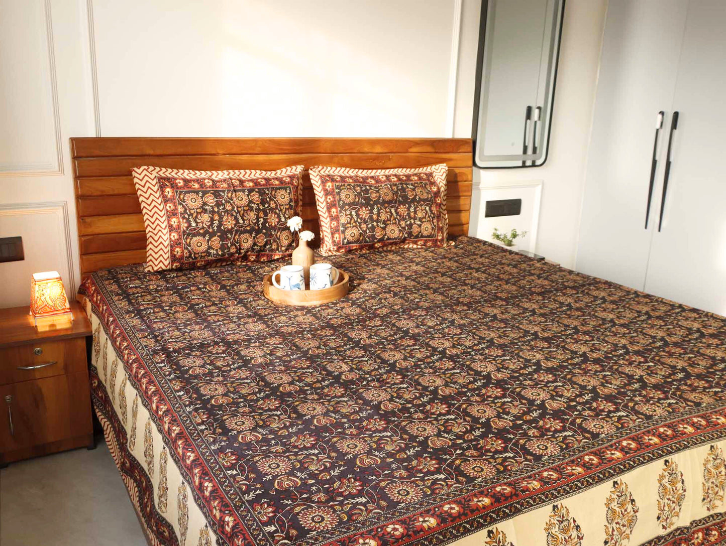 Kalamkari Black Big B - Flat I Fitted Bedsheet (108x108 Inches)