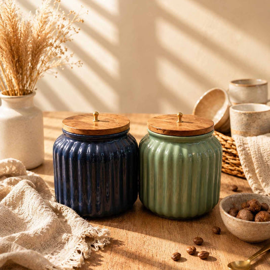 Set of 2 storage jars with ribbed ceramic design and wooden lids