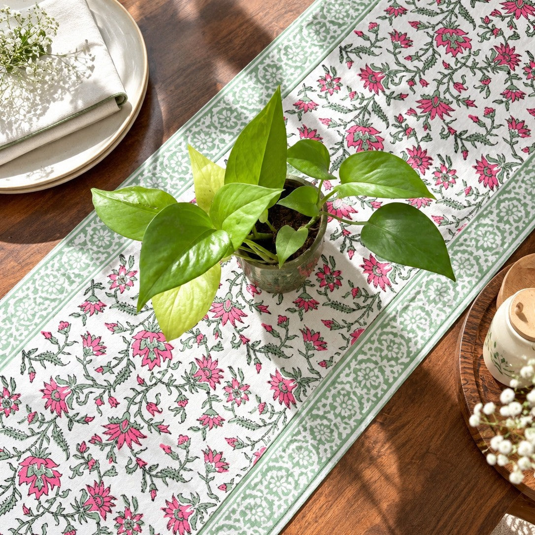 Amala - Table Runner