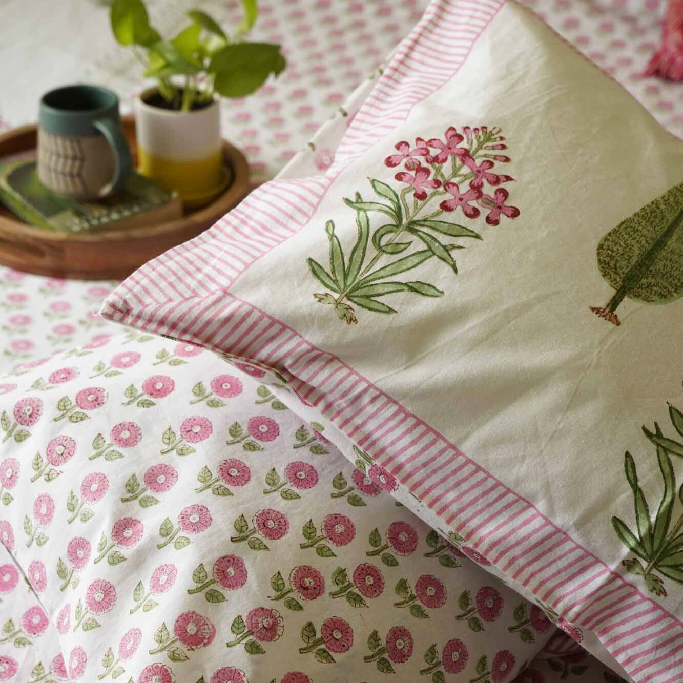 Asmi - Handblock Bedsheet (90x108 Inches)