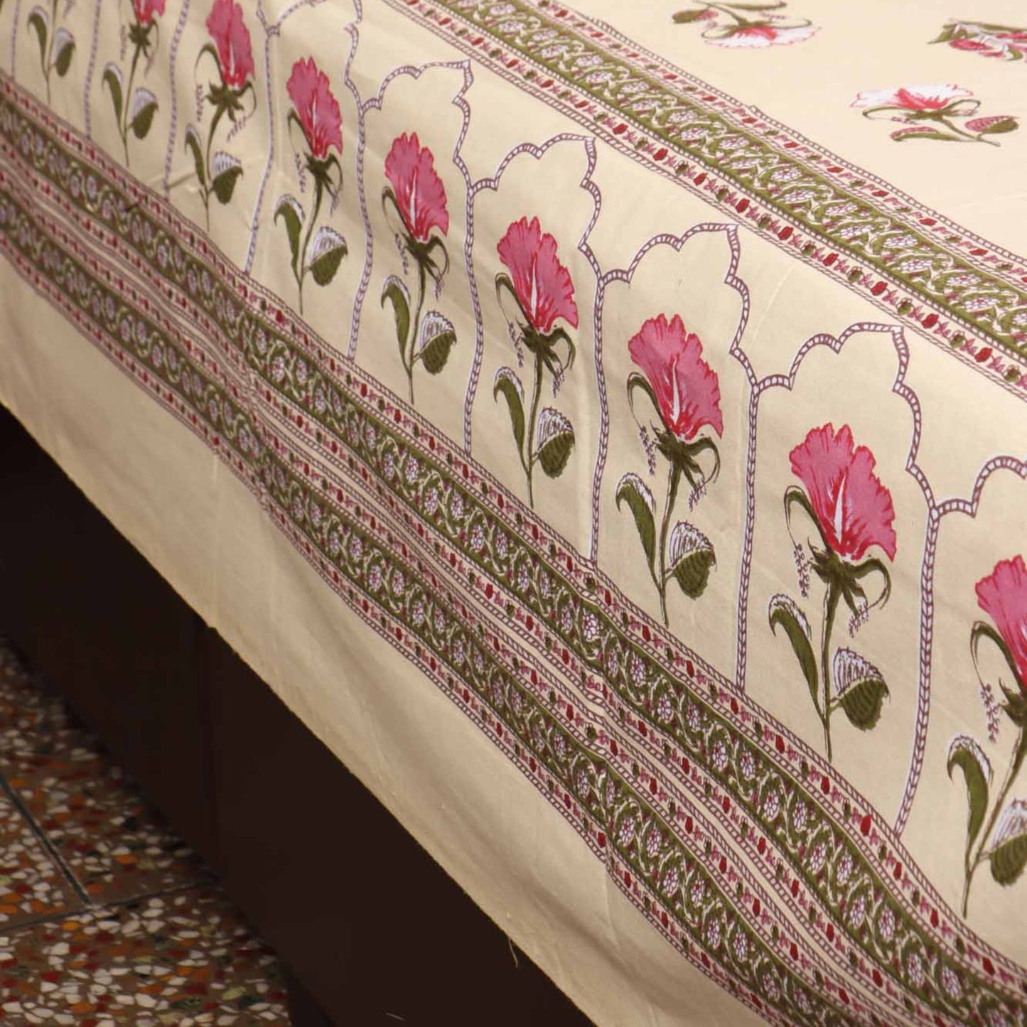 Anaya Beige  – Flat I Fitted Bedsheet (108x108 Inches)
