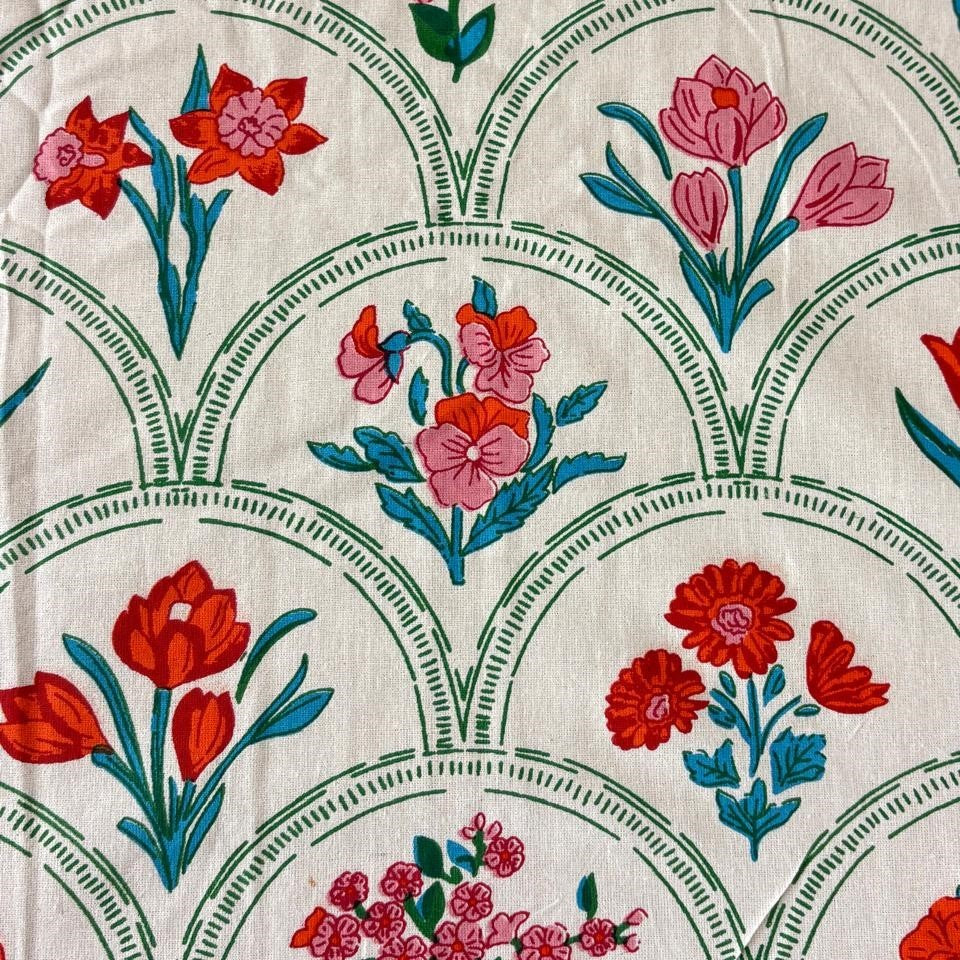 Ambarsariya - Red - Flat I Fitted Bedsheet (90x108 Inches)