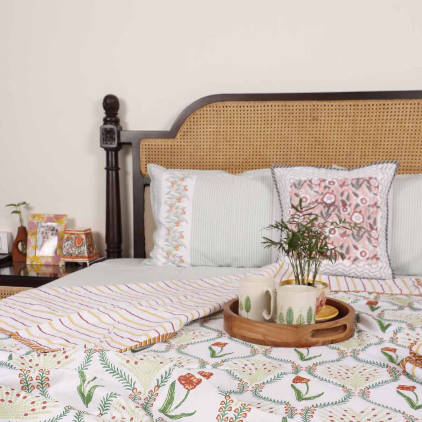 Pair of Single Bed Reversible Mul Dohar – Kyaari