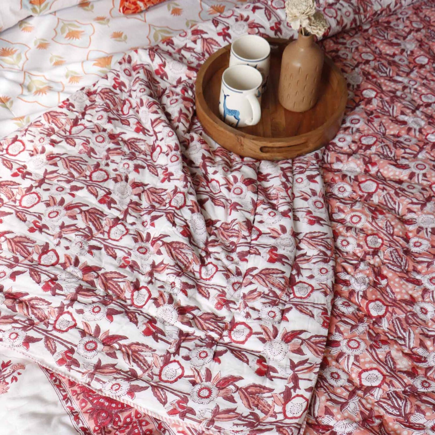 Starry Nights Red  - Single Bed/ Double Bed Razai/ Comforter