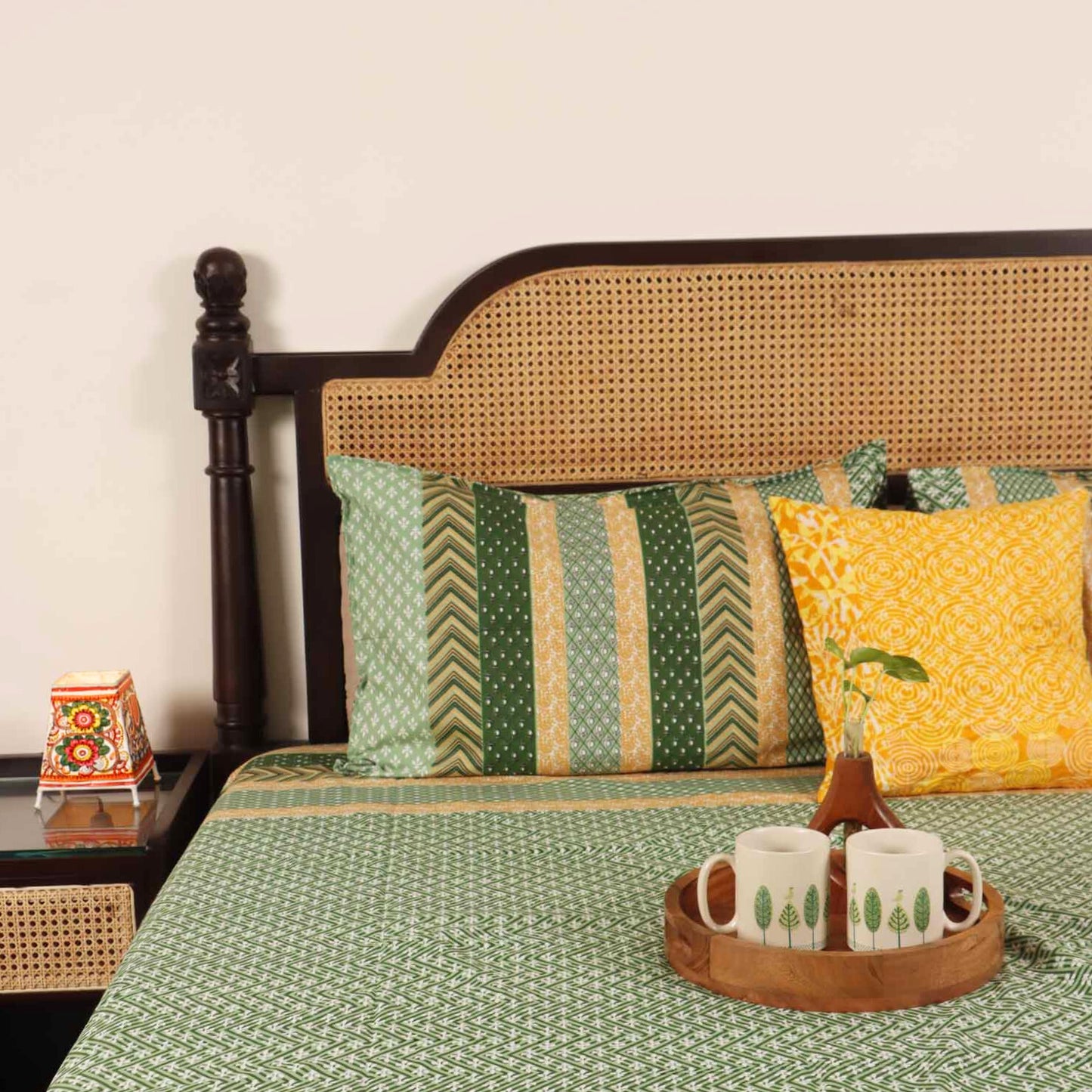 Amayra - Flat I Fitted Bedsheet (108x108 Inches)