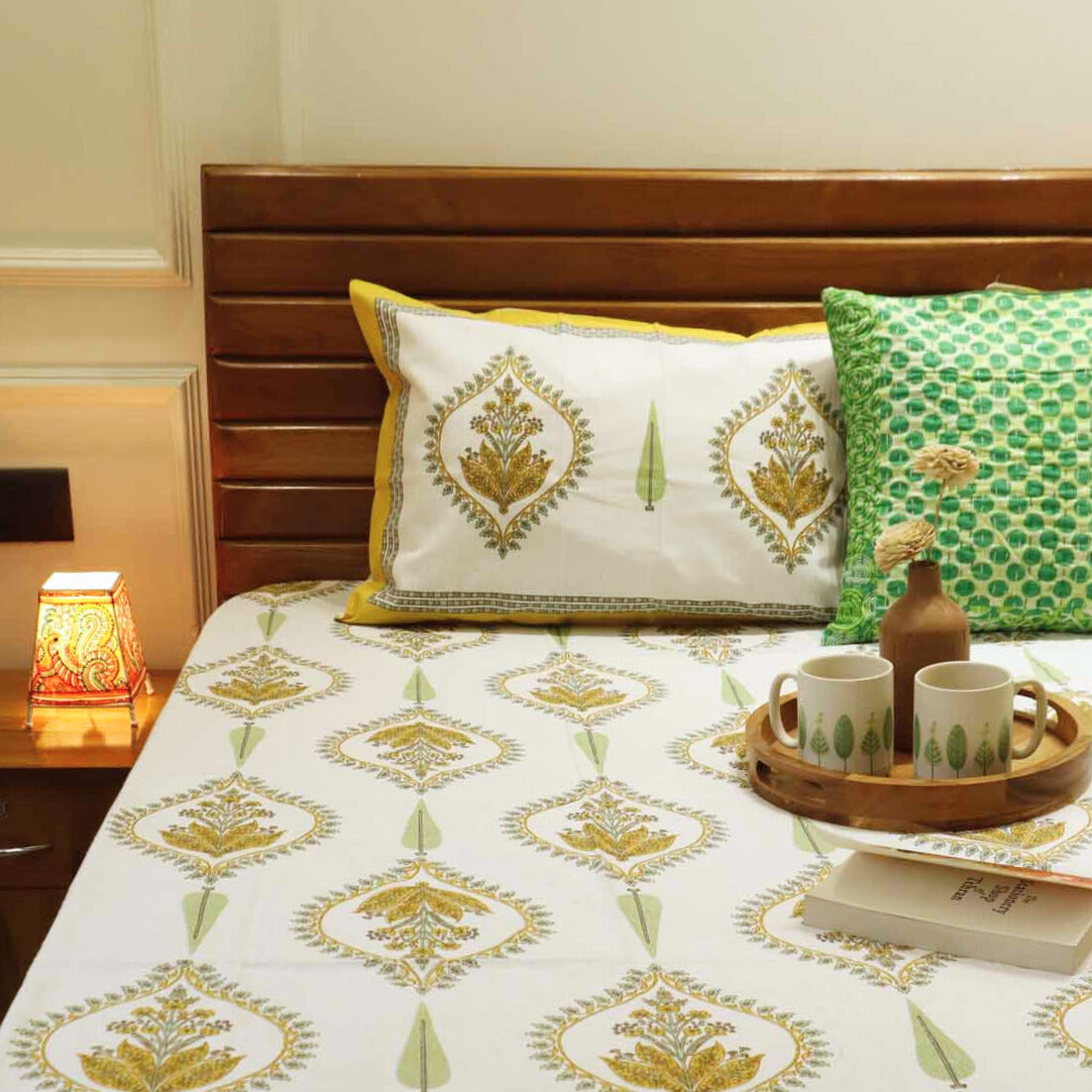 Ujala Yellow – Flat I Fitted Bedsheet (100x108 Inches)