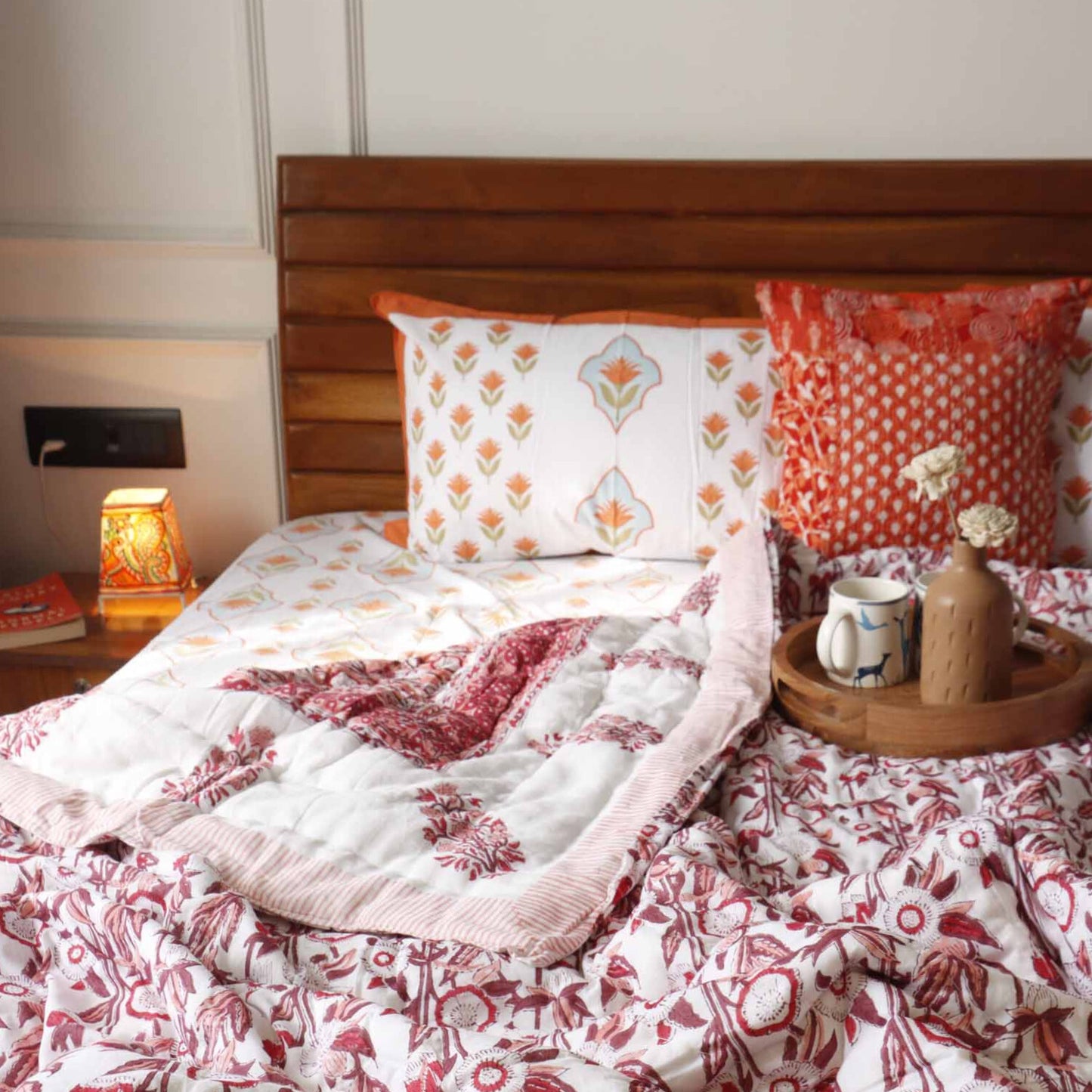 Starry Nights Red  - Single Bed/ Double Bed Razai/ Comforter