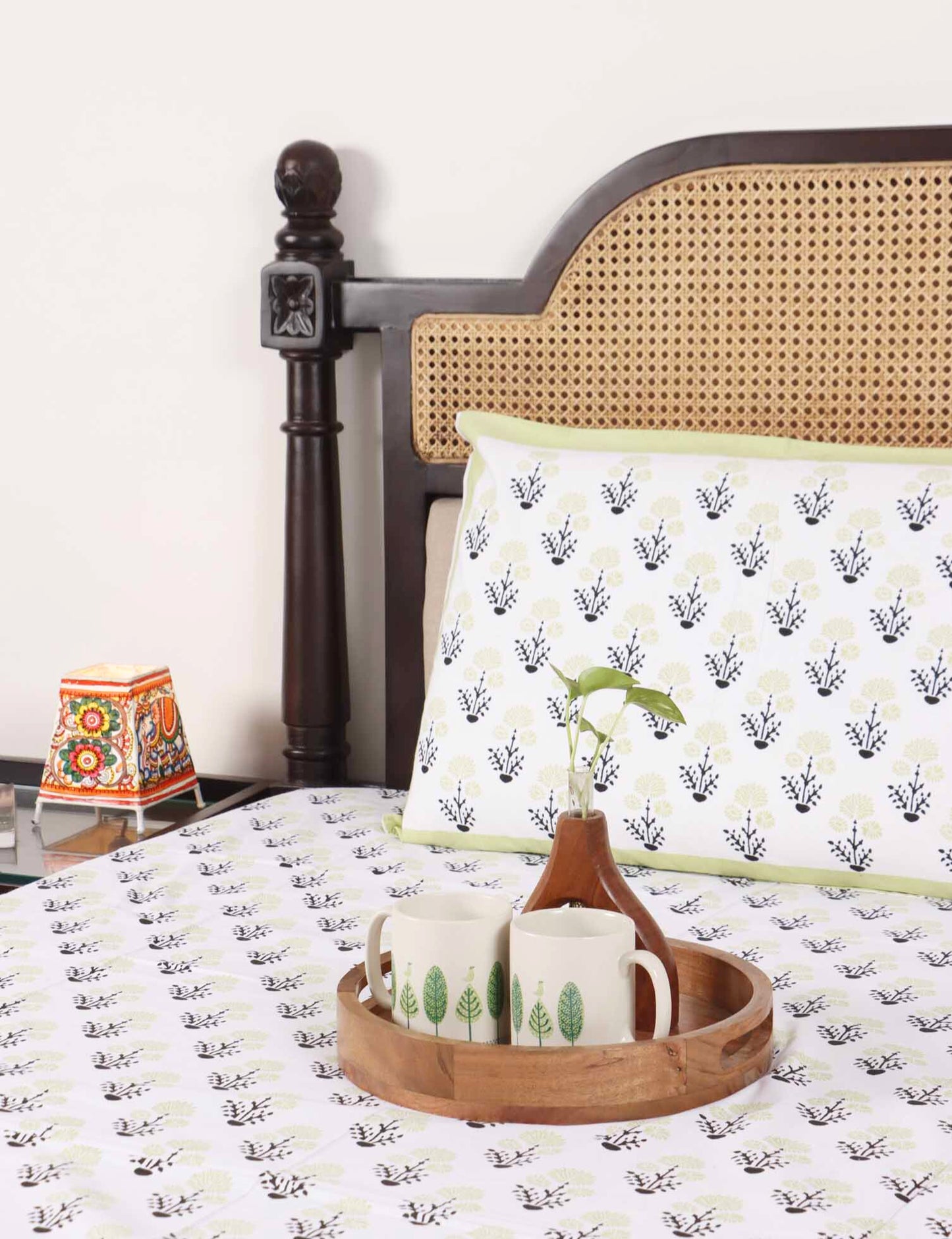 Kamalika Green - Single Bed Bedsheet (60x90 Inches)