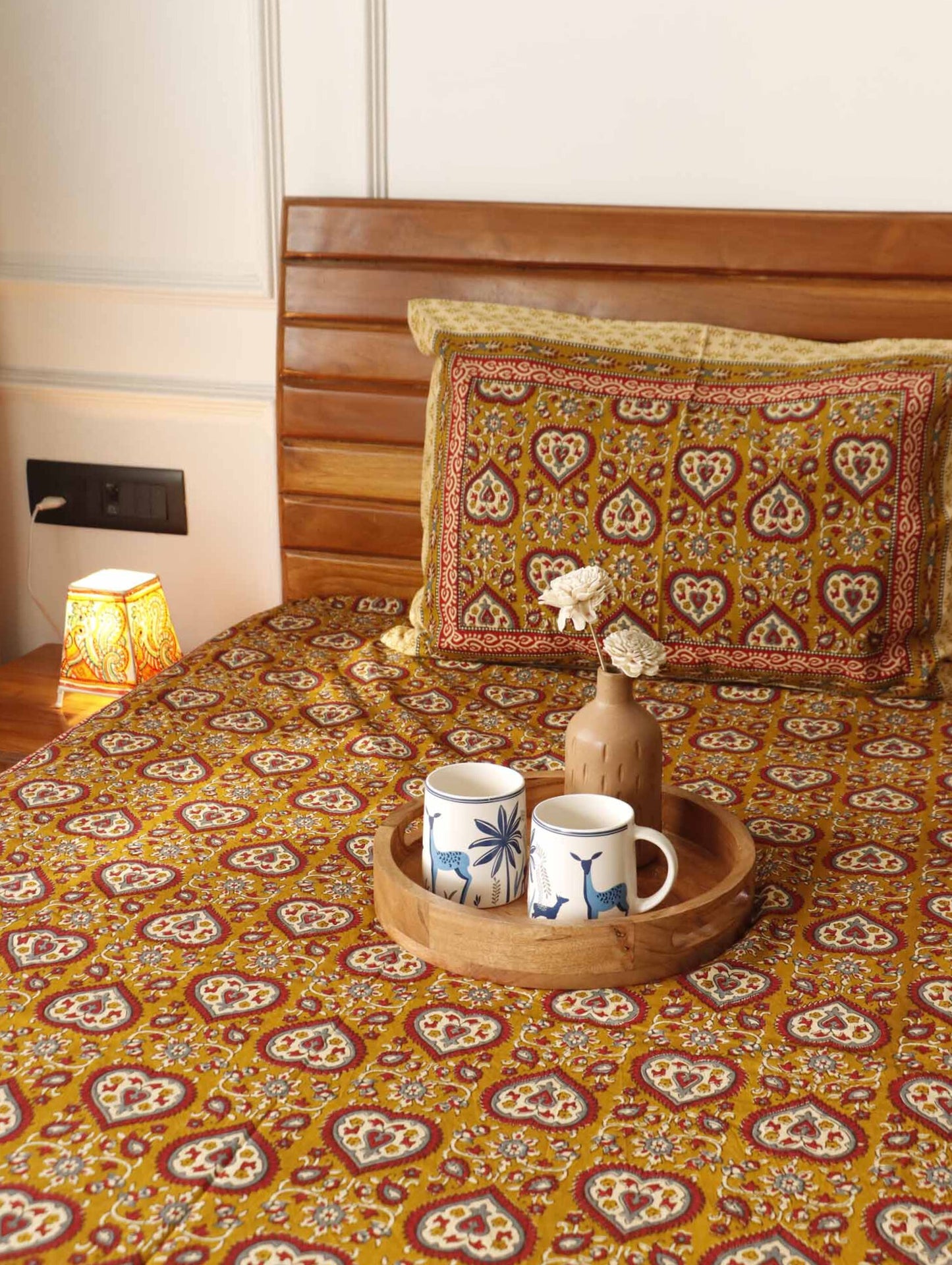 Kalamkari Dilkash Mustard  - Flat I Fitted Bedsheet (108x108 Inches)
