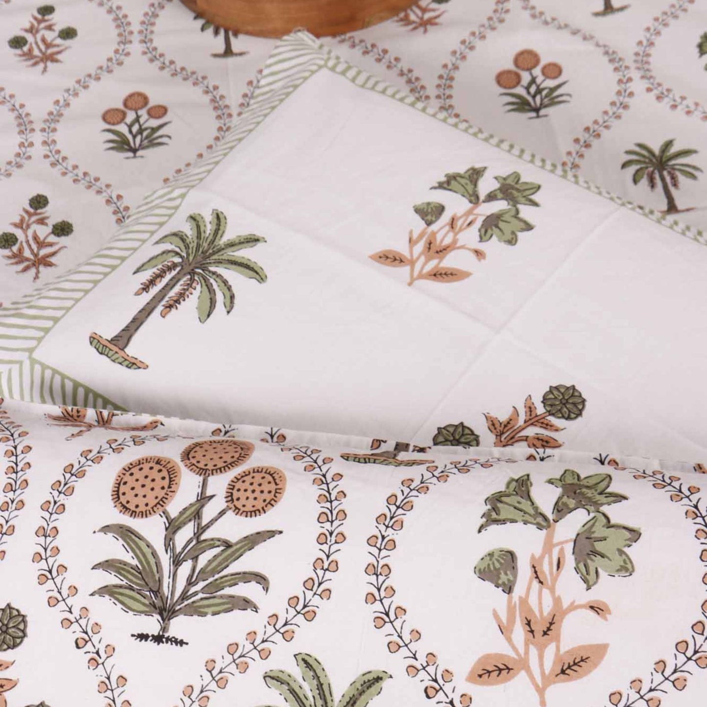 Sparsh – Flat I Fitted Bedsheet (90x108 Inches)