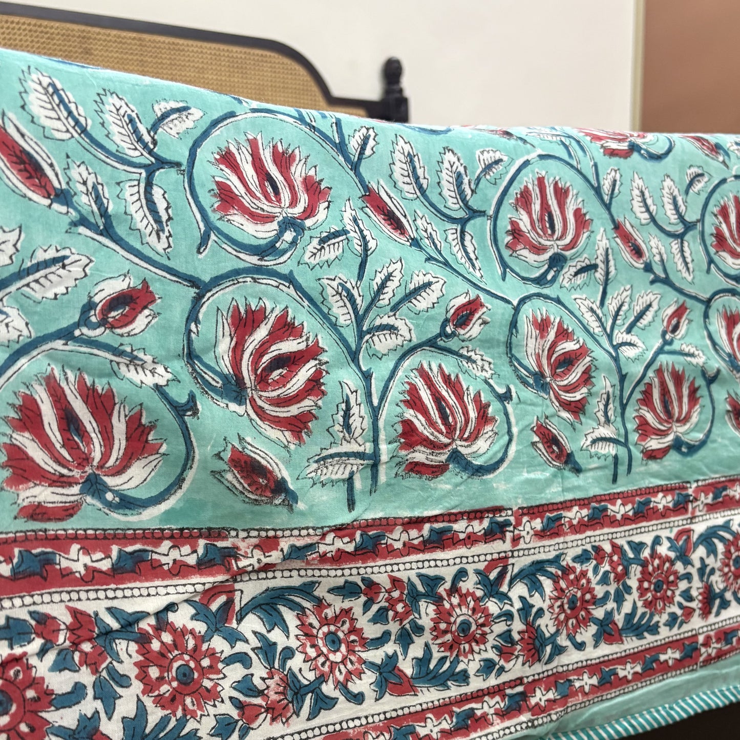 Double Bed Block Print Reversible Mul Dohar - Tulsi