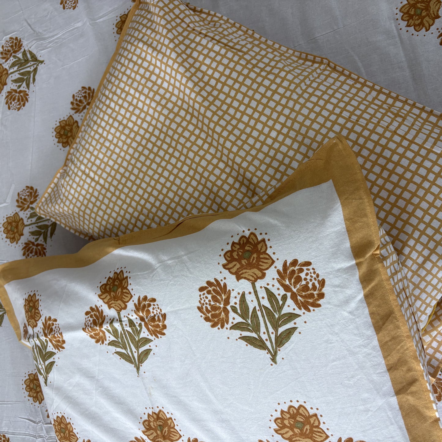 Gulistan Yellow - Flat I Fitted Bedsheet (108x108 Inches)