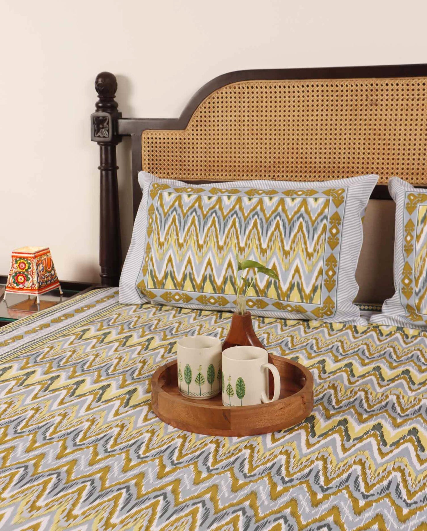 Niyati Green - Flat I Fitted Bedsheet (90x108 Inches)