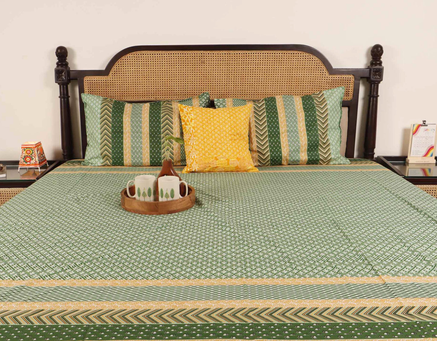 Amayra - Flat I Fitted Bedsheet (108x108 Inches)