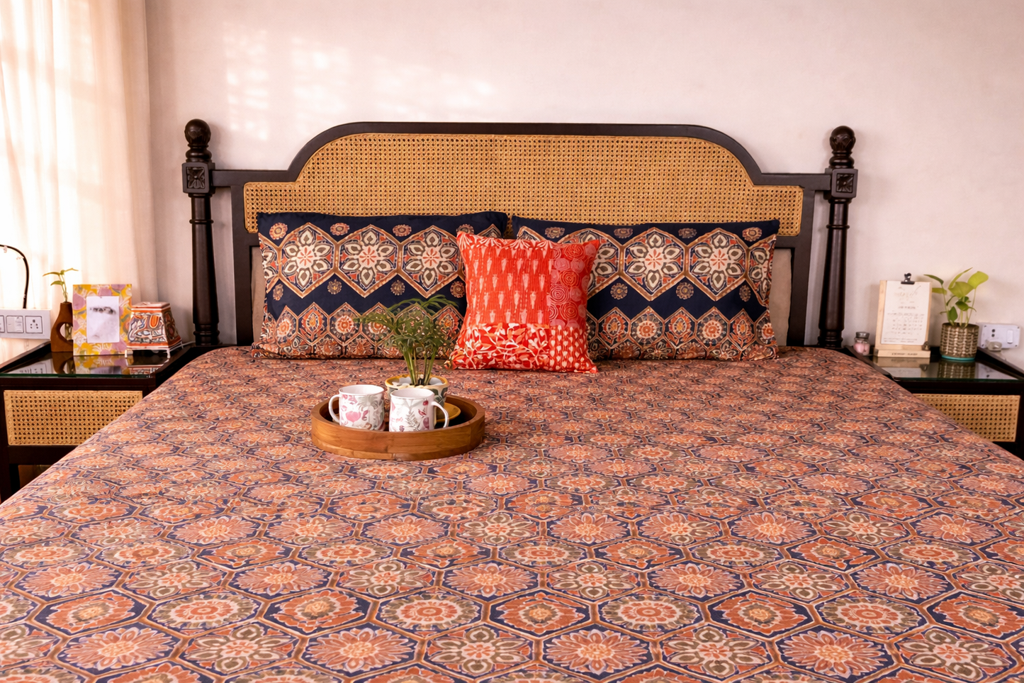 Rajwada – Flat I Fitted Bedsheet (108x108 Inches)