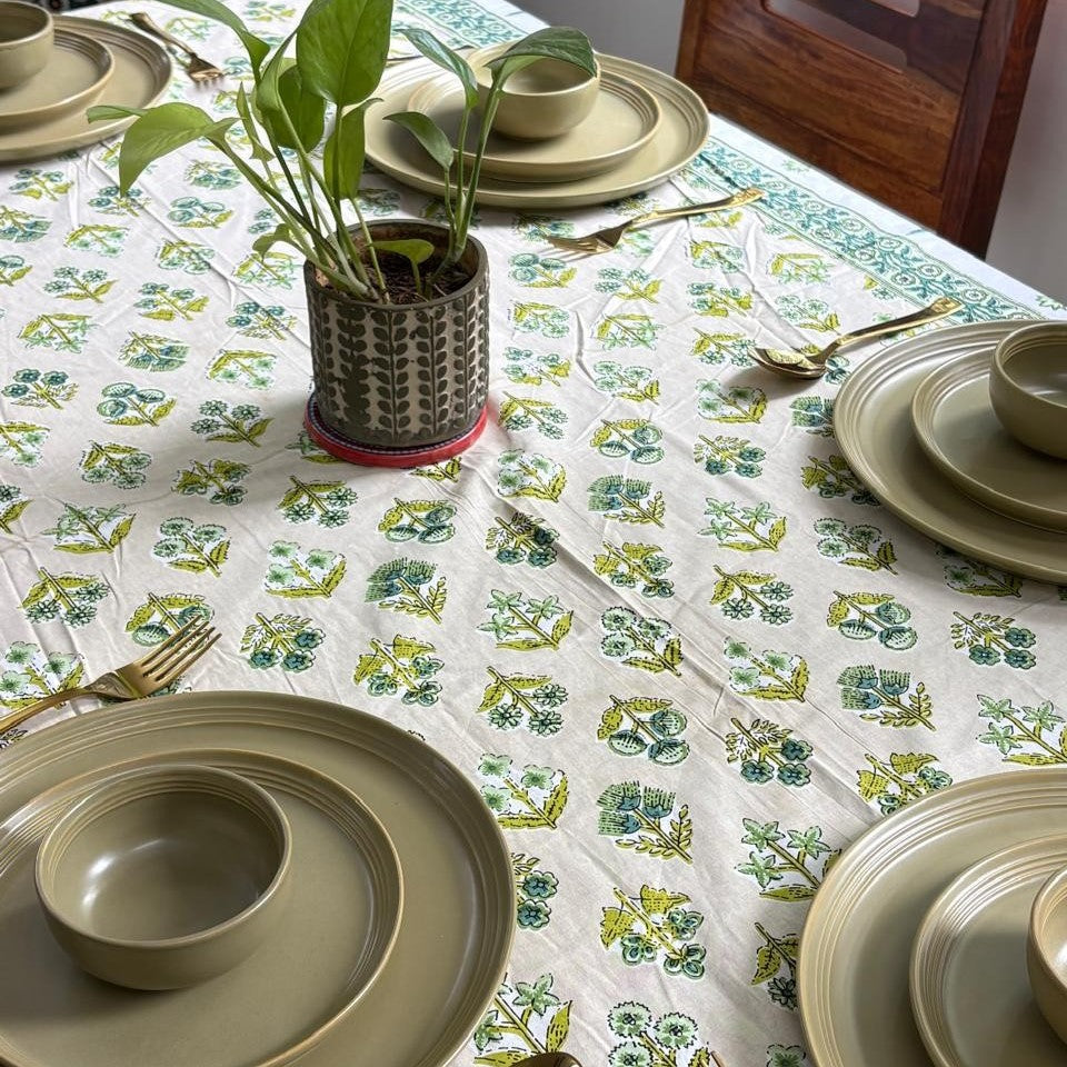 Sehej - Six Seater Dining Table Cover