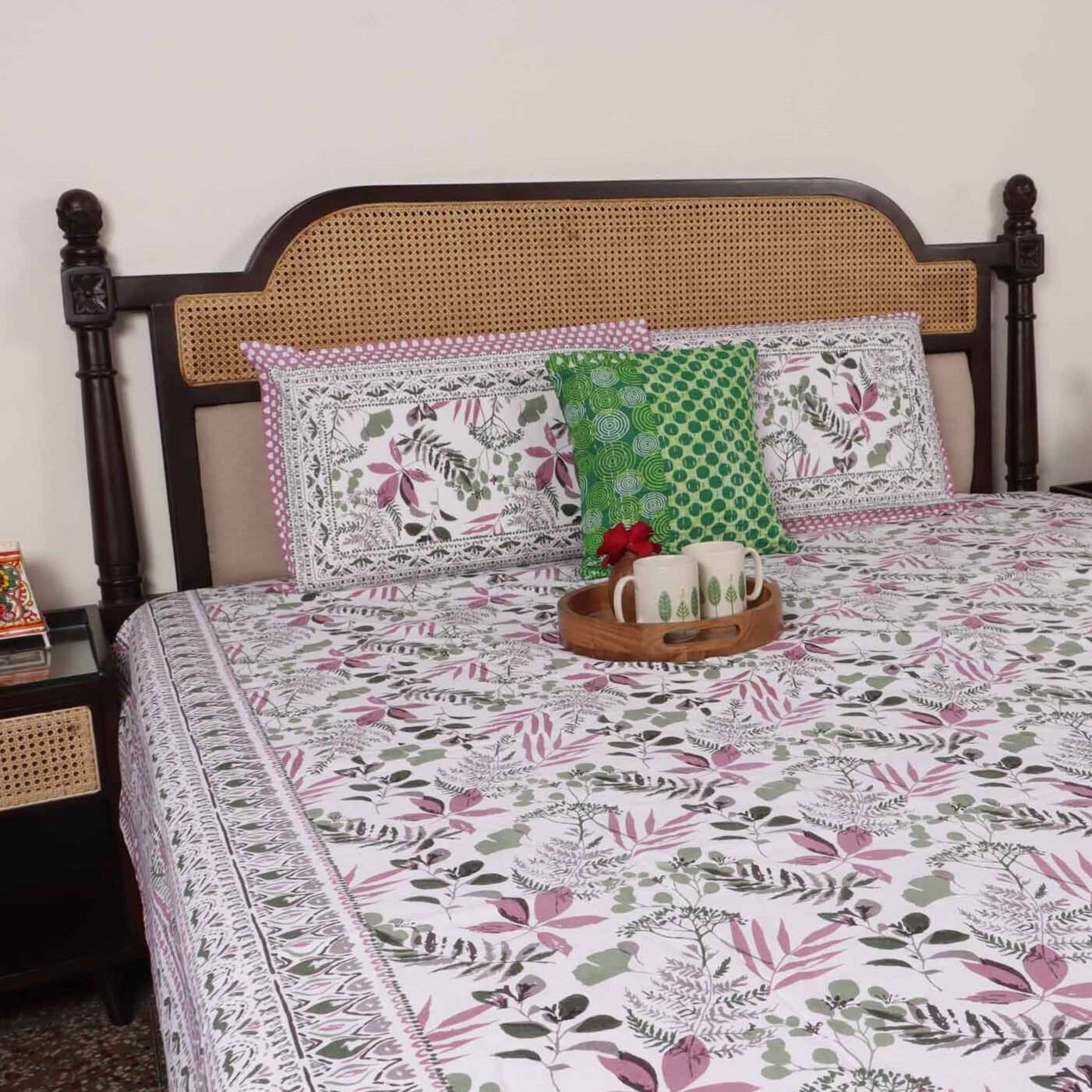 Kainaat Purple - Flat I Fitted Bedsheet (90x108 Inches)