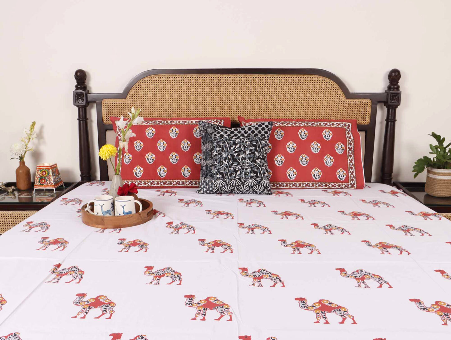 Jaisalmer - Flat I Fitted Bedsheet (90x108 Inches)