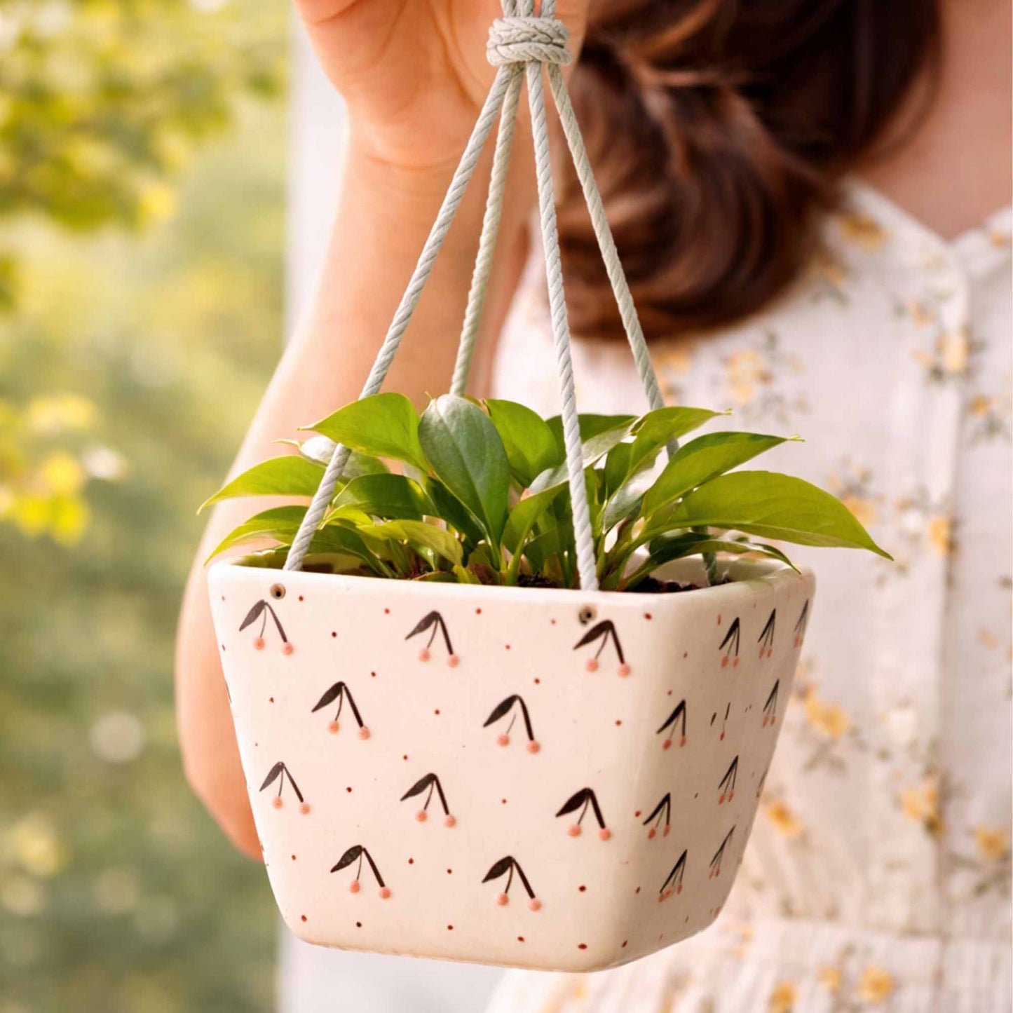 Hanging Planter - Cherry