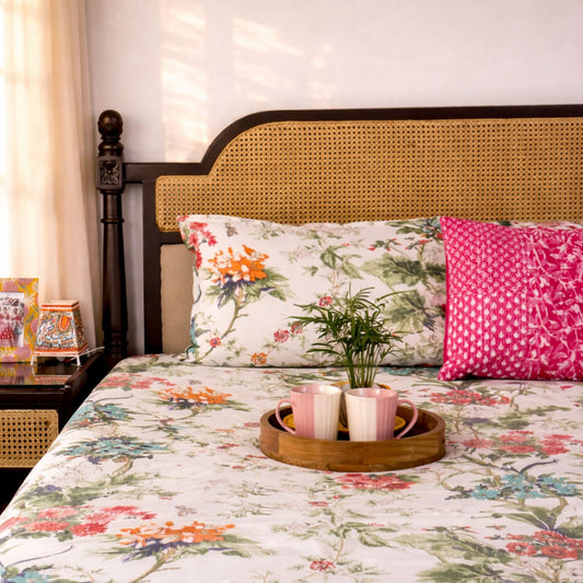Udyaan White – Flat I Fitted Bedsheet (108x108 Inches)