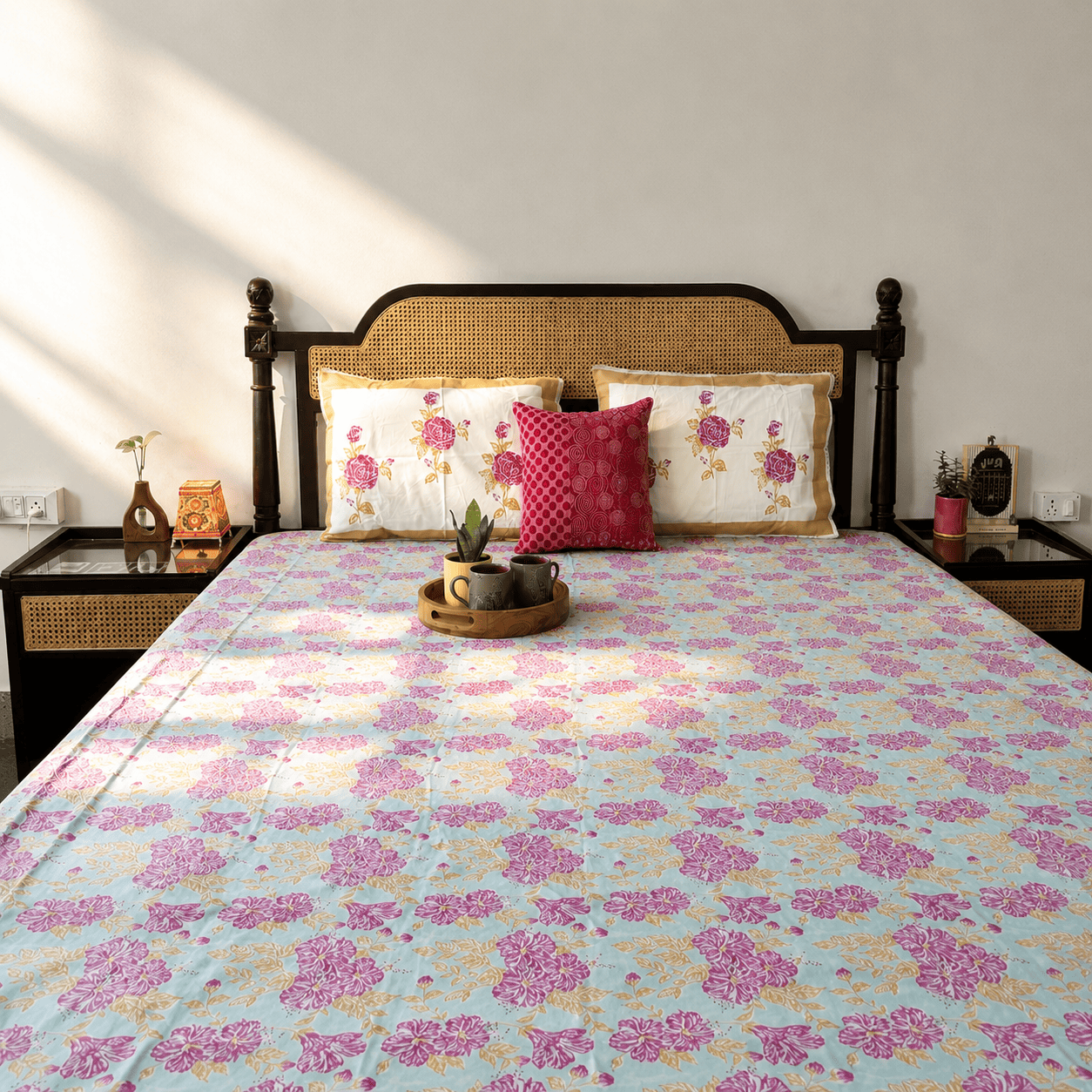 Ruhi - Hand block Bedsheet (108x108 Inches)