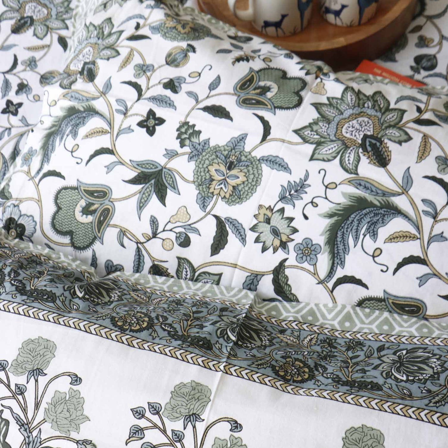 Sonmarg Grey - Flat I Fitted Bedsheet (108x108 Inches)