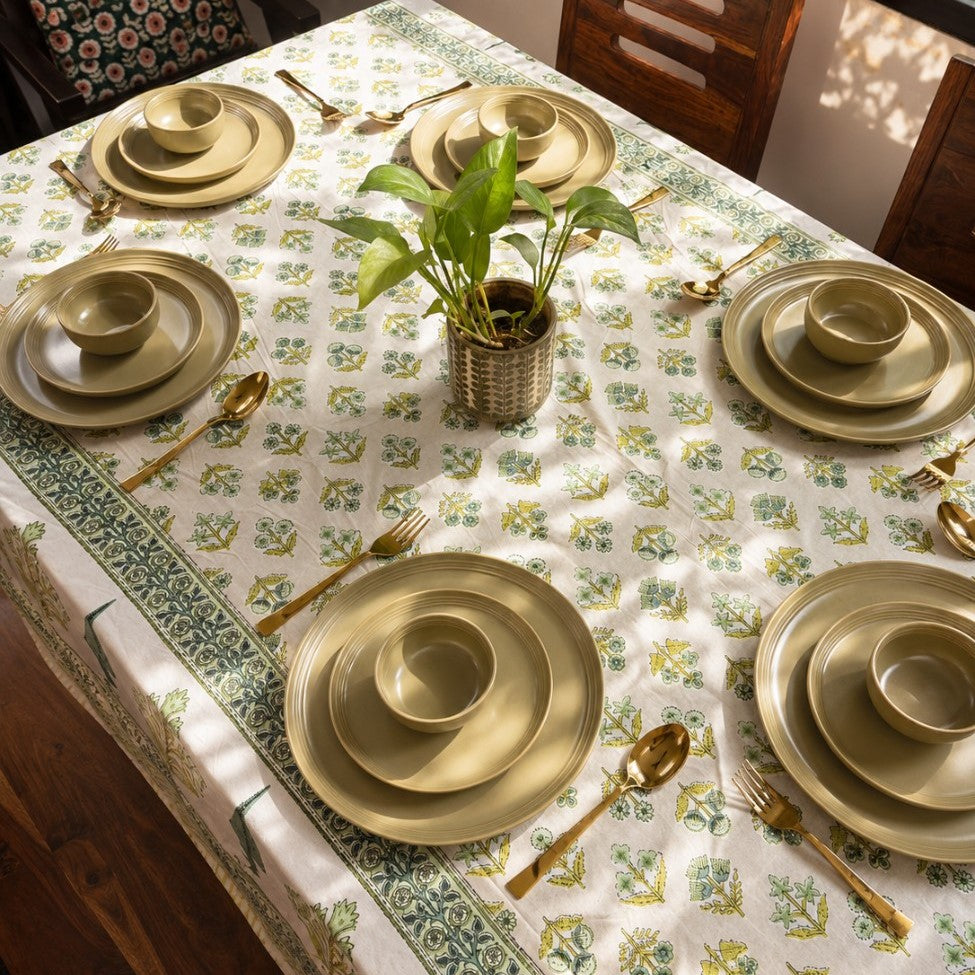 Sehej - Six Seater Dining Table Cover