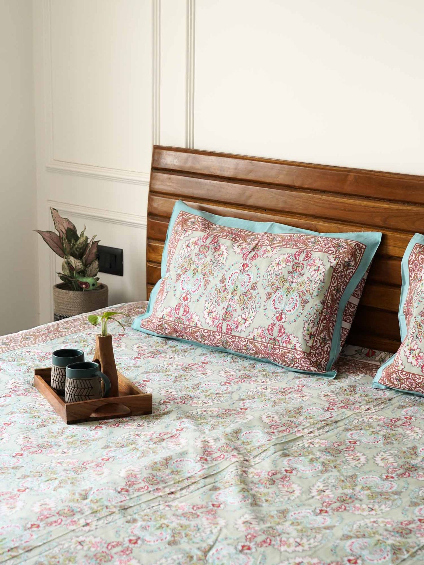 Suzani - Flat I Fitted Bedsheet (108x108 Inches)