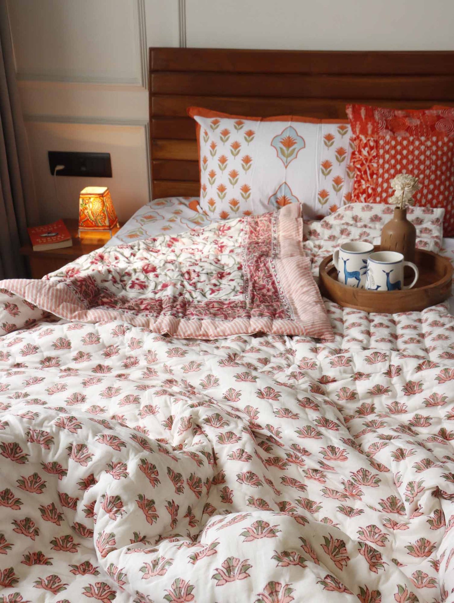 Laal Jaal  - Single Bed/ Double Bed Razai/ Comforter