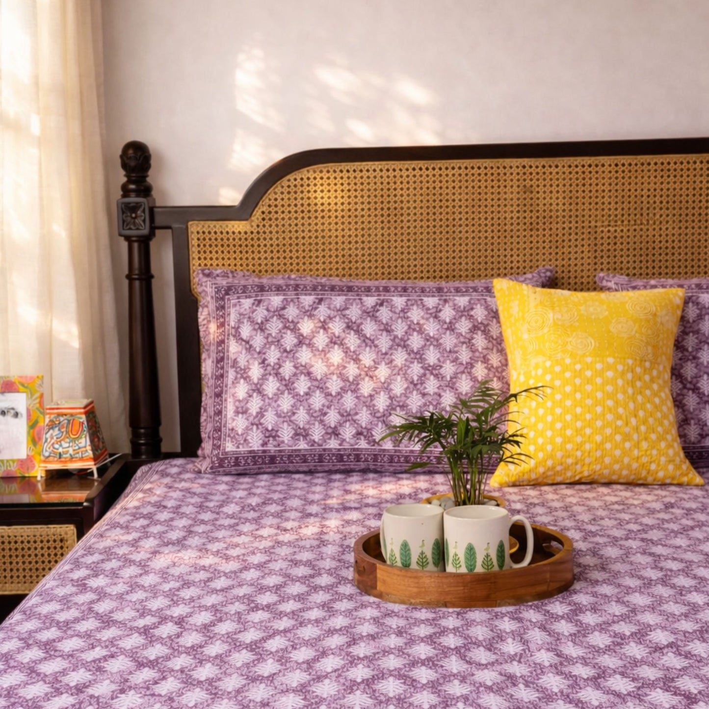 Meera Purple – Flat I Fitted Bedsheet (108x108 Inches)