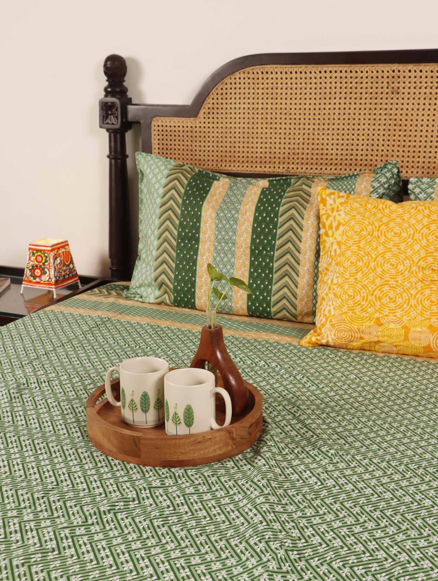 Amayra - Flat I Fitted Bedsheet (108x108 Inches)