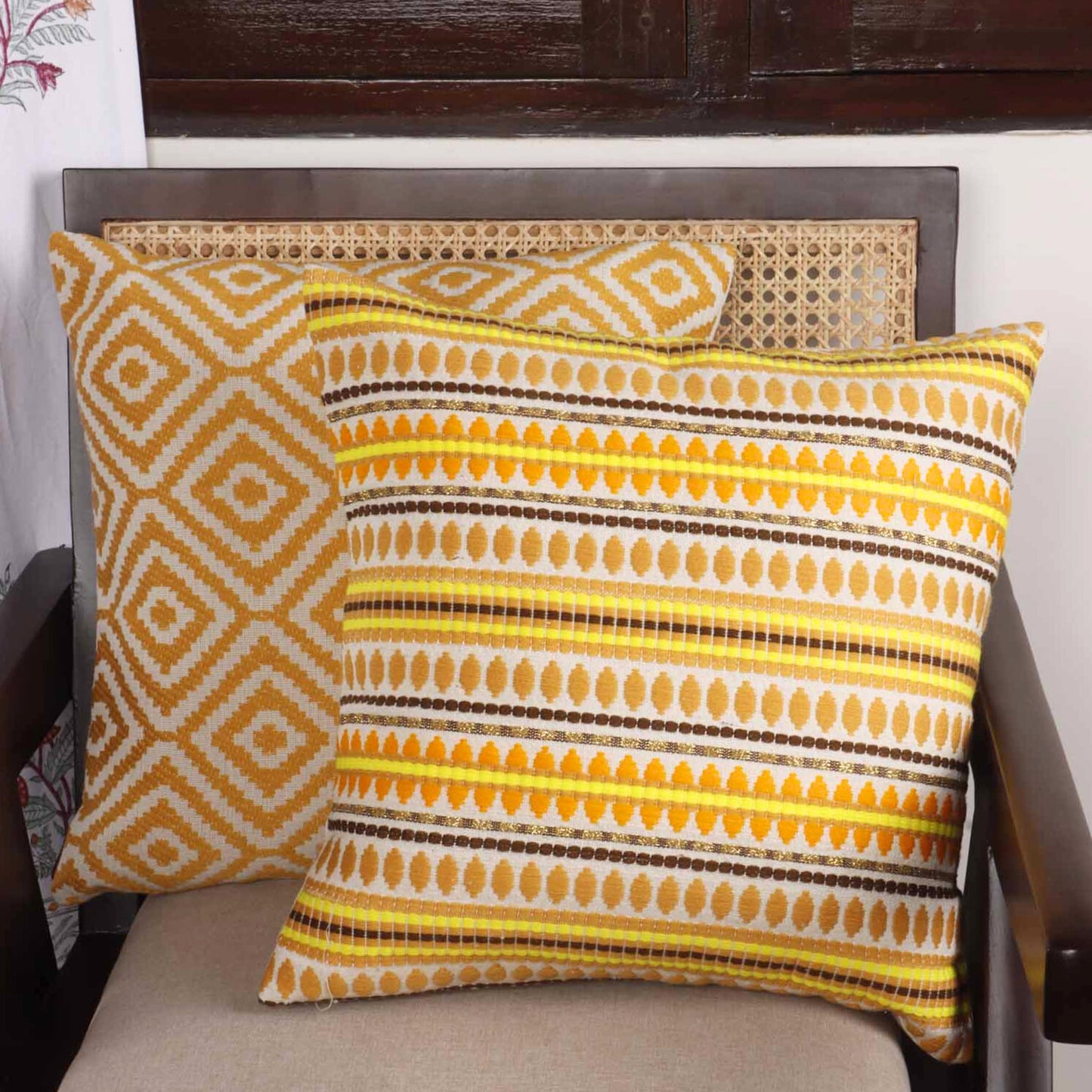 Glowing Couple - Cushion Covers - Set of 2
