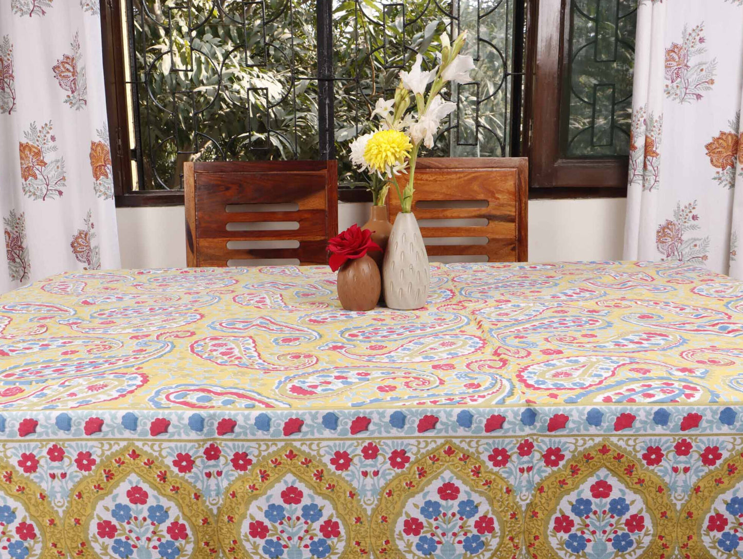 Navya - Six seater Dining Table Cover