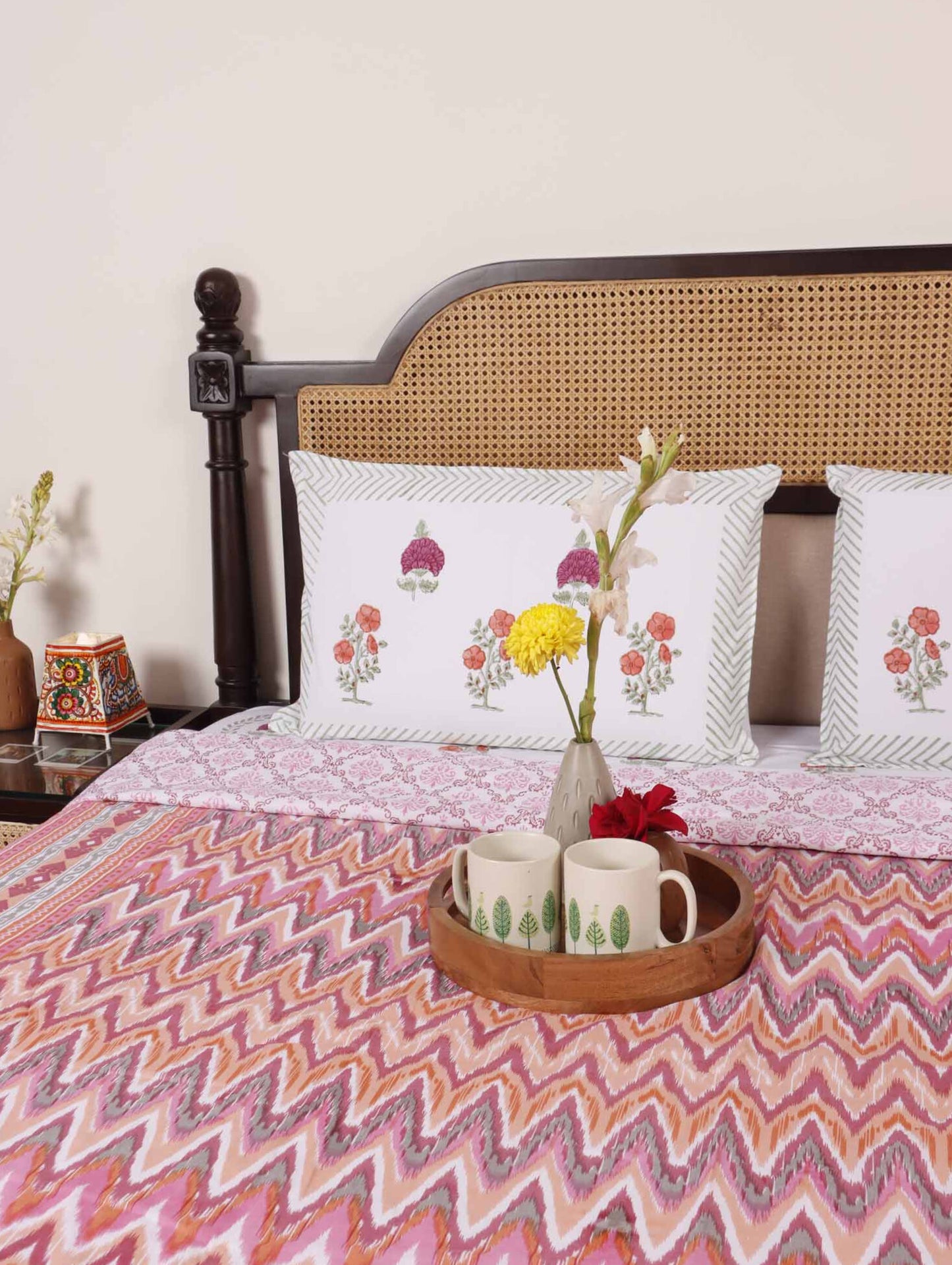 Double Bed Reversible Mul Dohar – Niyati Pink