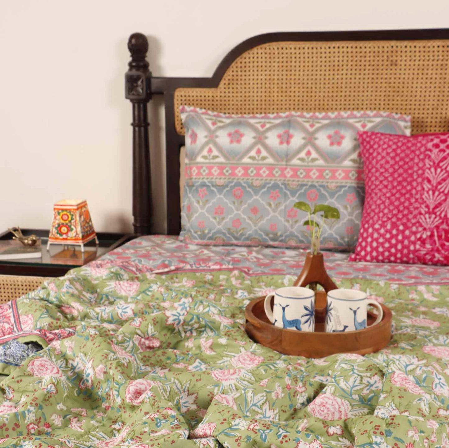 Double Bed Reversible Mul Dohar – Strawberry Menthol