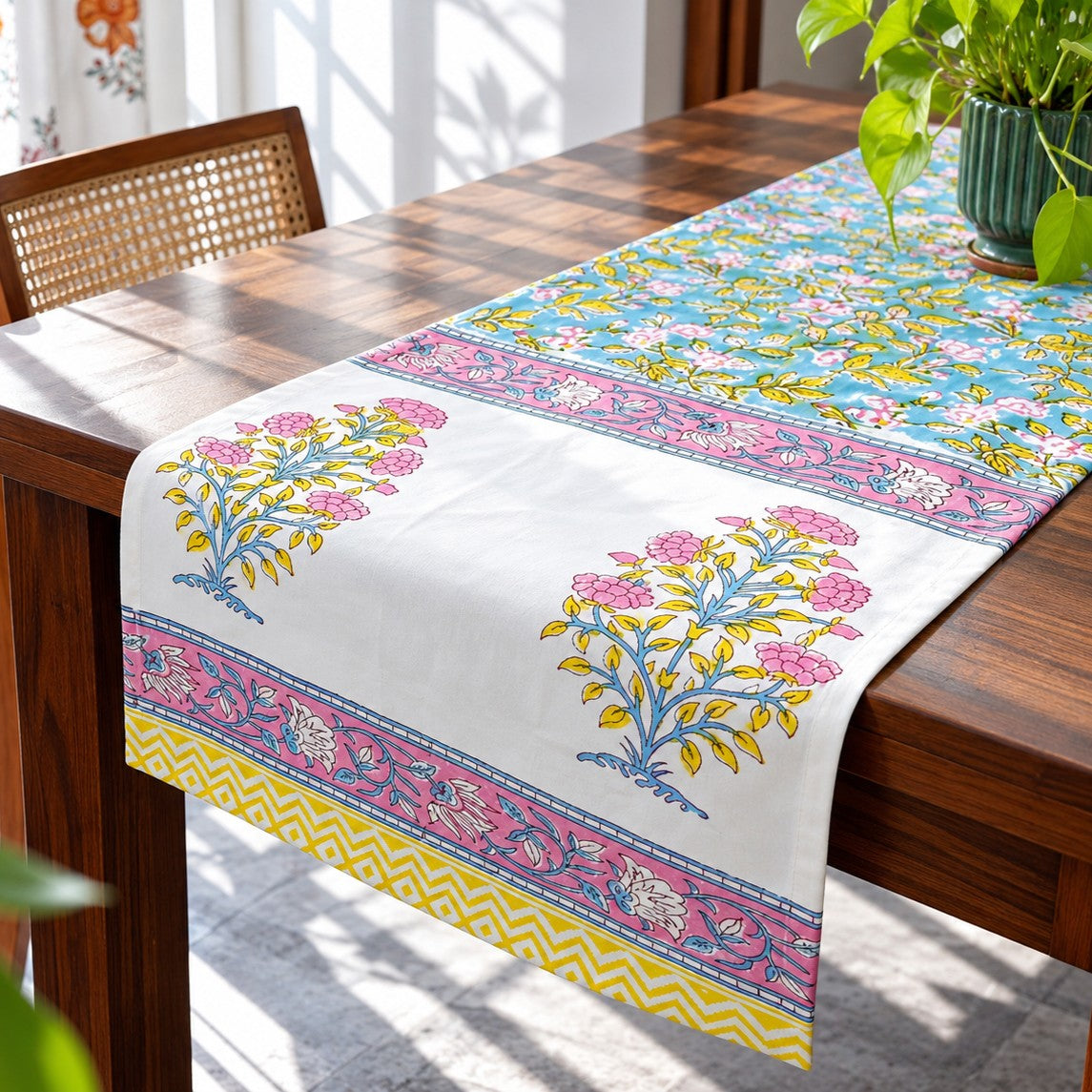 Sadabahaar - Table Runner