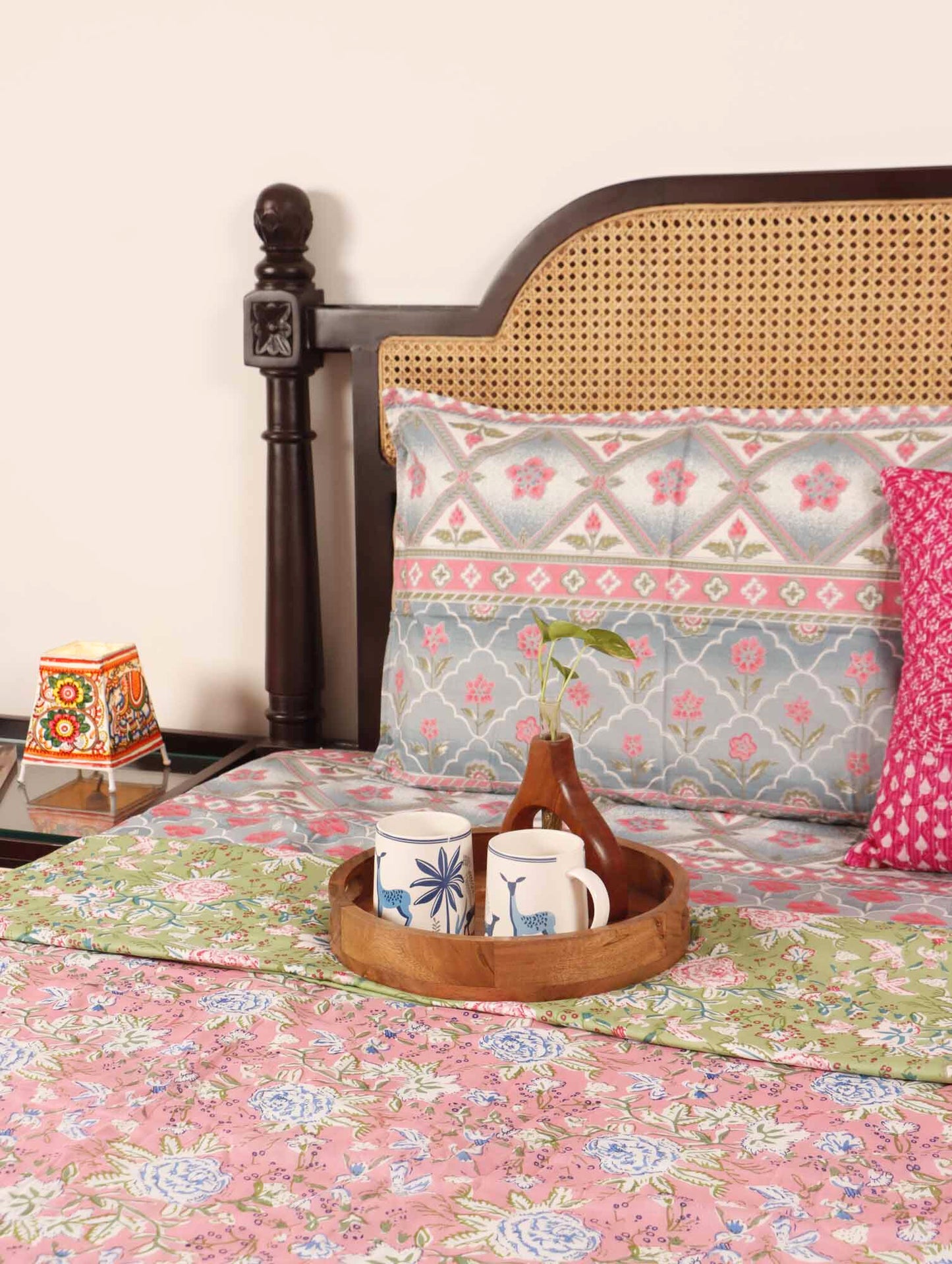 Double Bed Reversible Mul Dohar – Strawberry Menthol