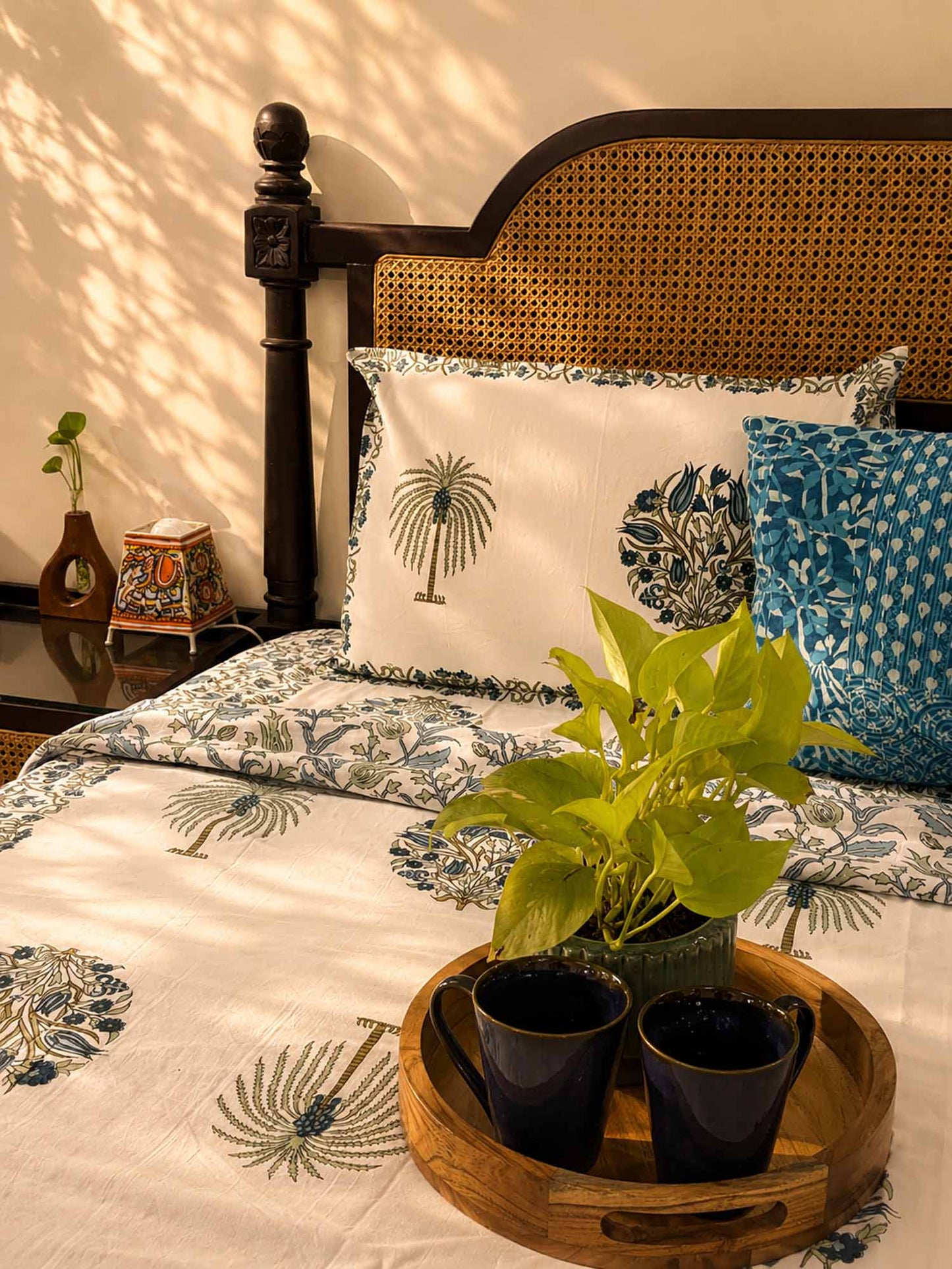 Double Bed Reversible Mul Dohar – Ananta Blue