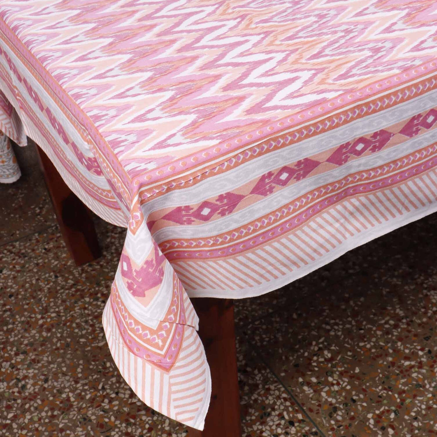 Niyati Pink - Six seater Dining Table Cover