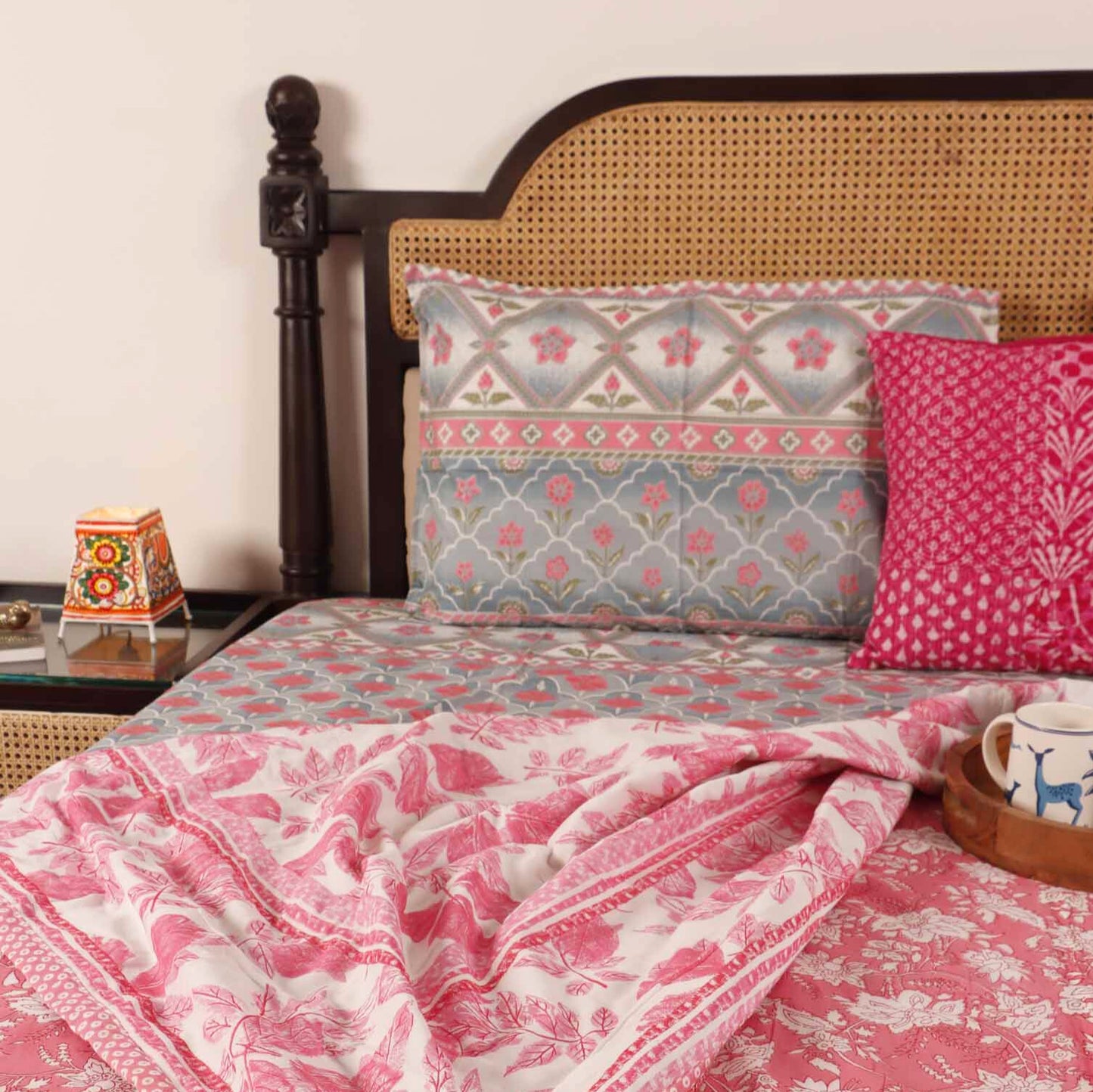 Double Bed Reversible Mul Dohar – Rooh Afza