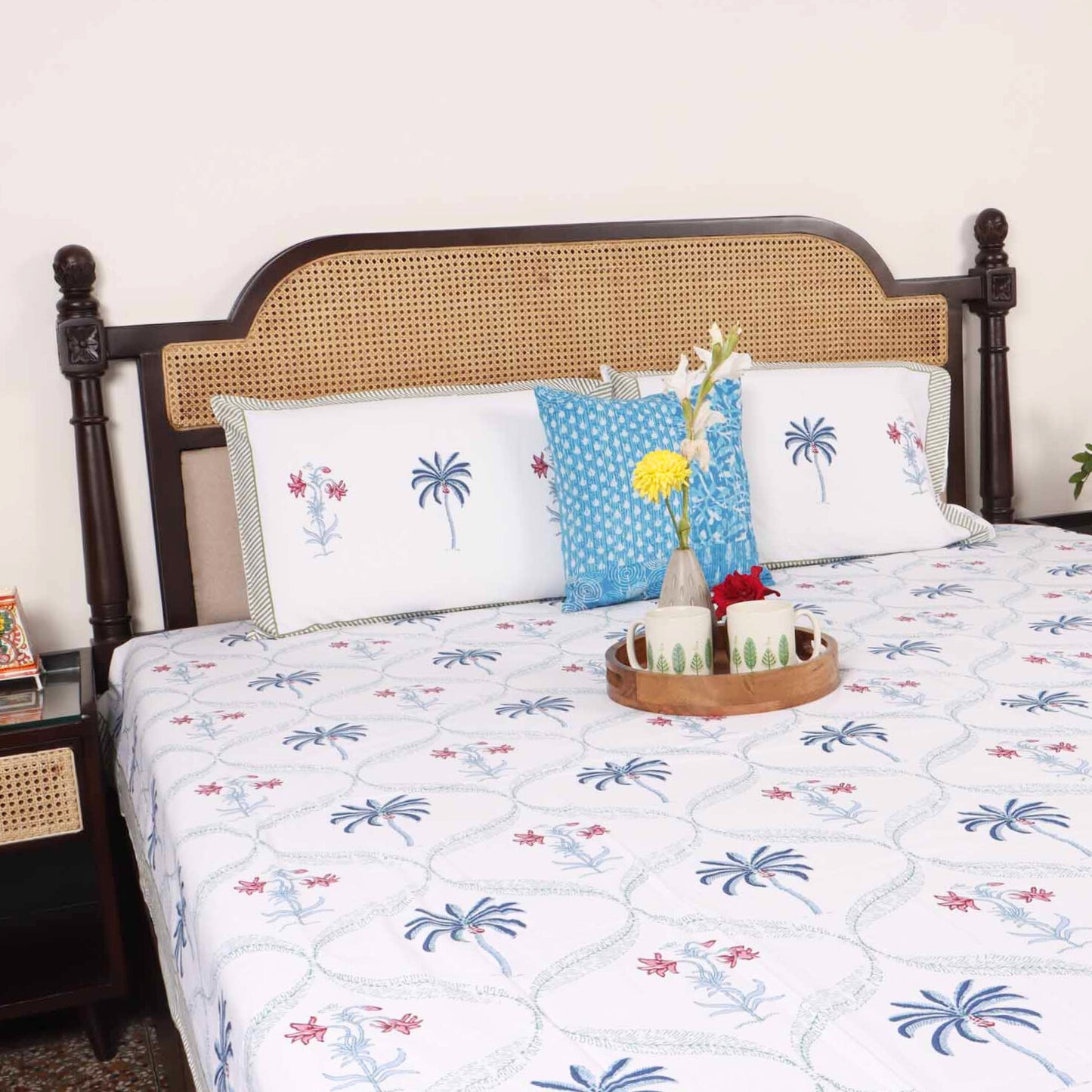 Tropical Vibe - Flat I Fitted Bedsheet (90x108 Inches)