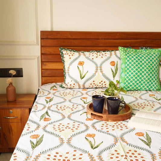 Kyaari - Flat I Fitted Bedsheet (108x108 Inches)